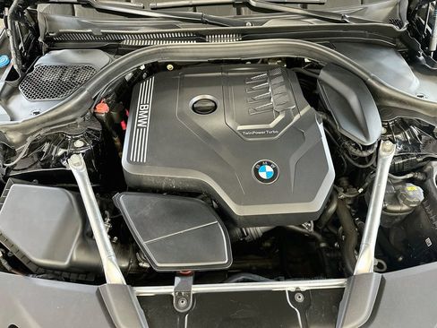 Used 2021 BMW 530i xDrive w/ M Sport Package AWD/4WD image 32