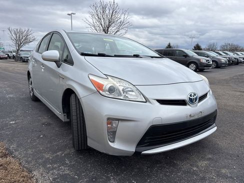 Used 2015 Toyota Prius Two image 12
