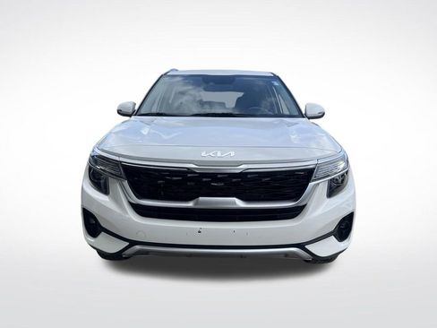 Certified 2023 Kia Seltos S AWD/4WD image 2
