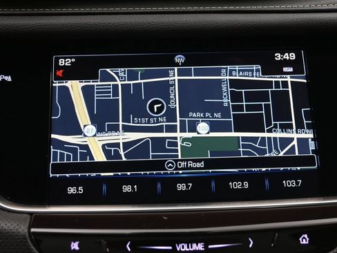 Used 2017 Cadillac XT5 Premium Luxury AWD/4WD image 23