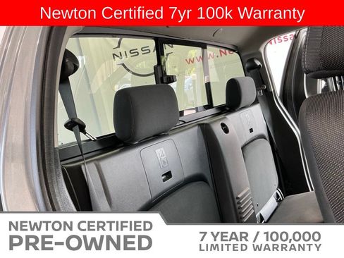 Used 2025 Nissan Frontier SV RWD image 17