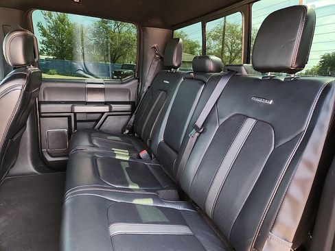 Used 2020 Ford F150 Platinum image 5