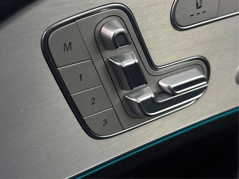 Used 2020 Mercedes-Benz GLE 350 GLE 350 4MATIC Sport Utility 4 image 25