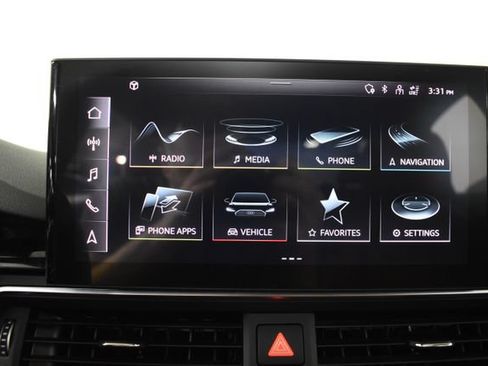 Used 2023 Audi A4 2.0T Premium w/ Convenience Package AWD/4WD image 18