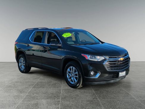 Used 2021 Chevrolet Traverse LT image 7
