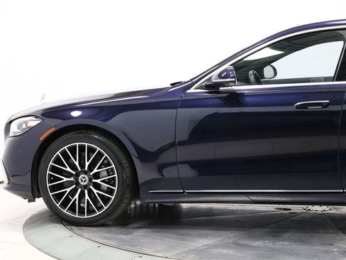 Used 2022 Mercedes-Benz S 500 4MATIC image 8