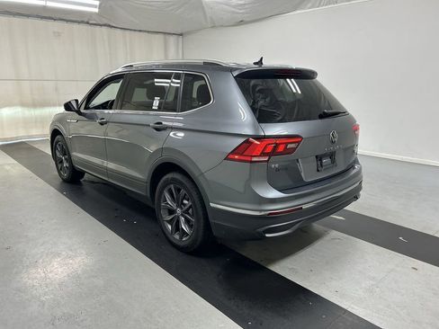 Certified 2022 Volkswagen Tiguan SE AWD/4WD image 7