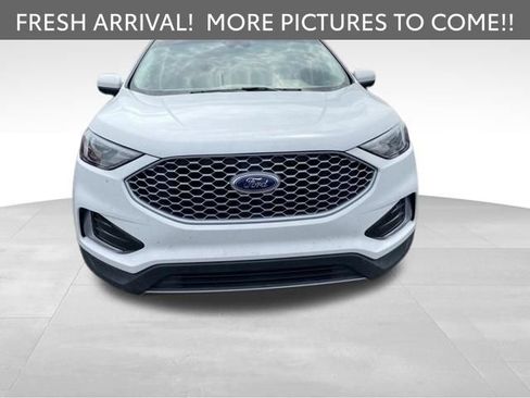 Used 2024 Ford Edge SEL AWD/4WD image 2