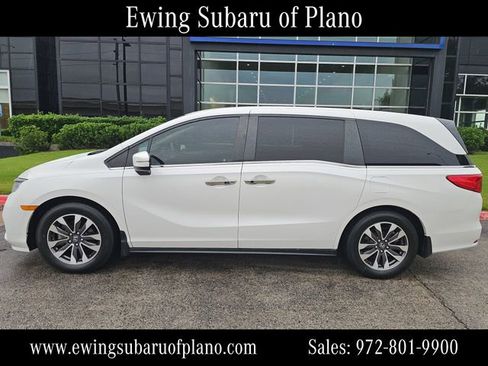 Used 2023 Honda Odyssey EX-L image 2