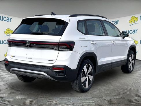 New 2026 Volkswagen Taos S image 7