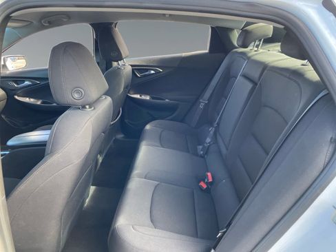 Used 2023 Chevrolet Malibu LT image 13