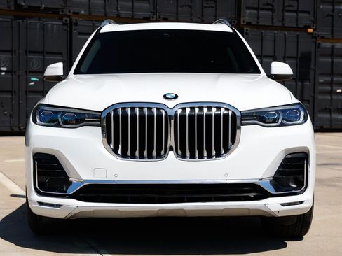 Used 2019 BMW X7 xDrive40i w/ Cold Weather Package AWD/4WD image 19
