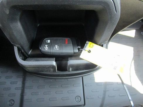 Used 2024 RAM ProMaster 2500 w/ Power Group FWD image 30