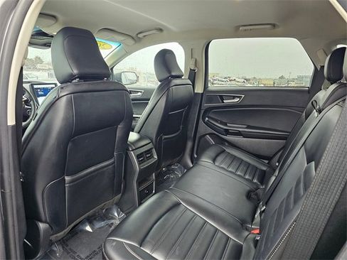 Used 2024 Ford Edge SEL image 12