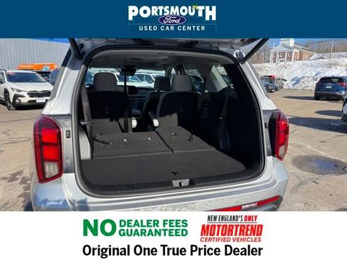 Used 2024 Hyundai Palisade SEL w/ Premium Package image 12