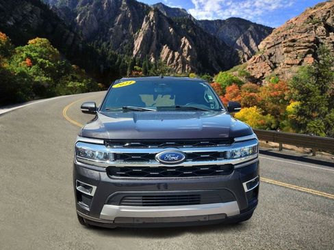 Used 2024 Ford Expedition Limited AWD/4WD image 6
