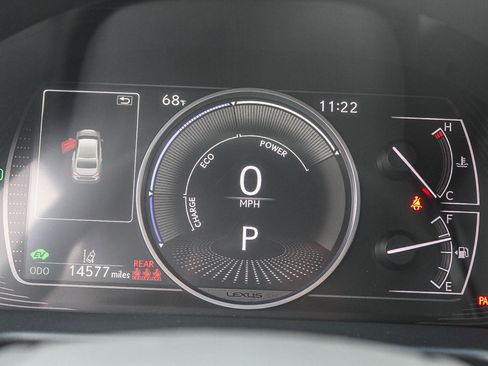 Used 2025 Lexus ES 300h w/ Premium Package image 23