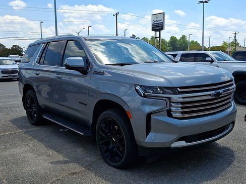 Used 2023 Chevrolet Tahoe High Country w/ Advanced Technology Package AWD/4WD image 2