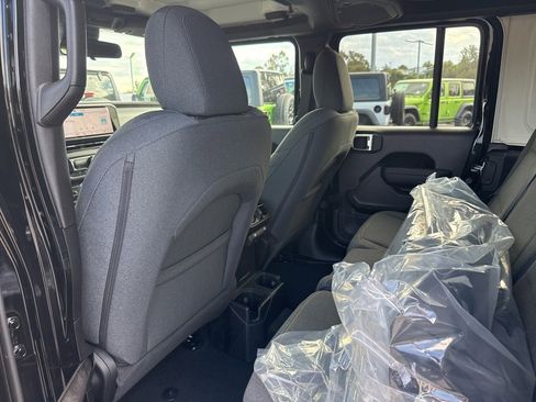 New 2025 Jeep Wrangler Unlimited Sport image 10