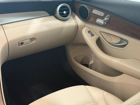 Used 2019 Mercedes-Benz C 300 4MATIC Sedan image 13