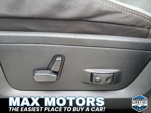 Used 2024 RAM 3500 Big Horn w/ Towing Technology Group image 20