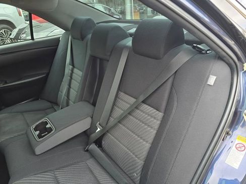 Used 2016 Toyota Camry LE image 21