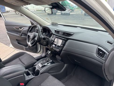 Used 2020 Nissan Rogue SV AWD/4WD image 22
