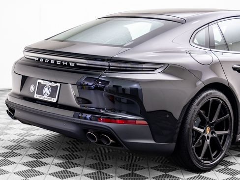 New 2025 Porsche Panamera 4 image 38