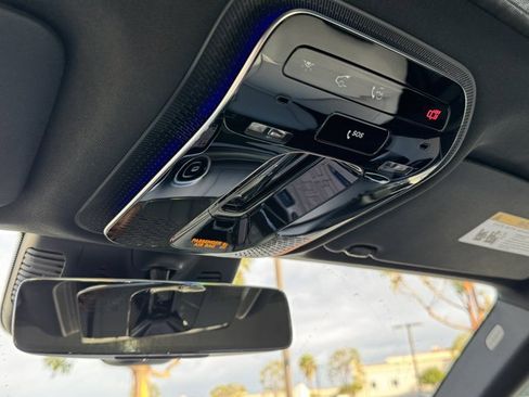 Used 2024 Mercedes-Benz GLC 300 4MATIC image 23