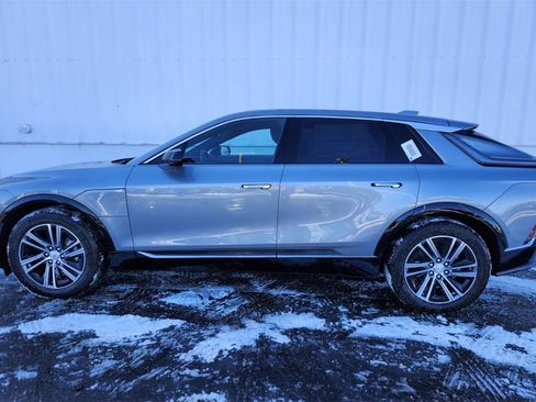 New 2026 Cadillac Lyriq Luxury image 6