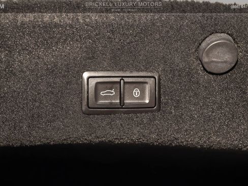 Used 2022 Bentley Continental GT image 17