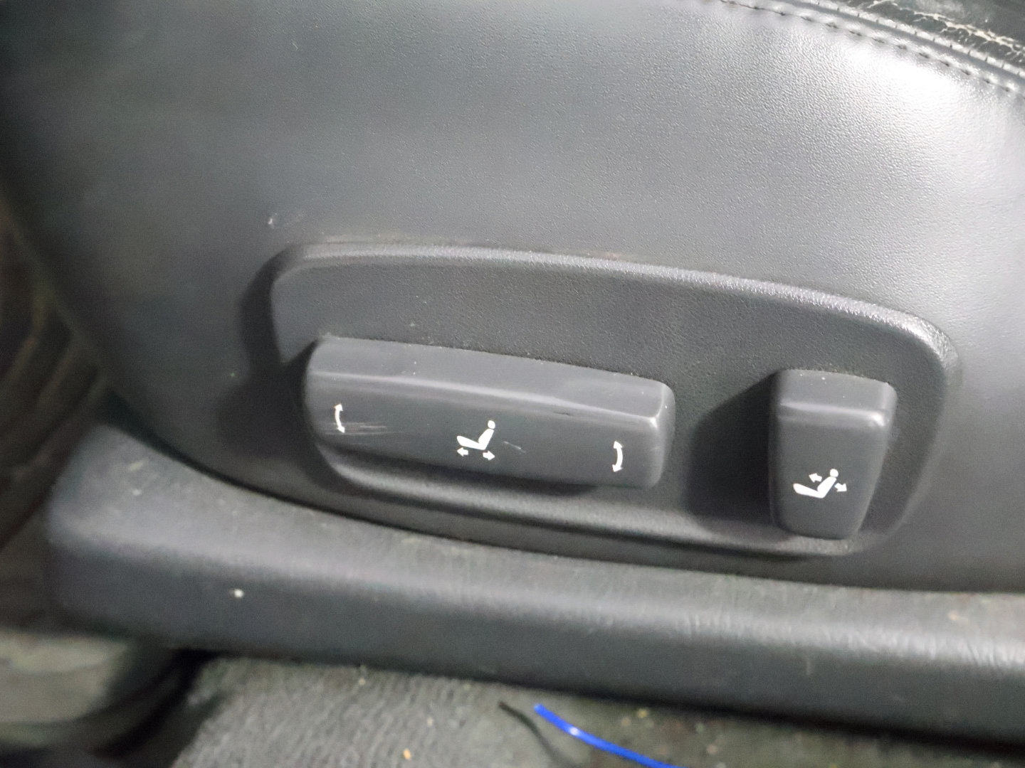 Used 1999 Toyota Solara SLE w/ Sport Pkg FWD image 41