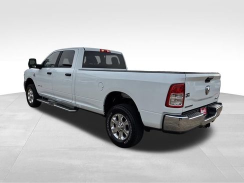 Used 2024 RAM 3500 Big Horn AWD/4WD image 3