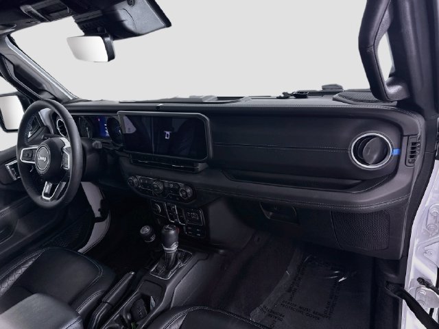 Used 2024 Jeep Wrangler High Altitude AWD/4WD image 29
