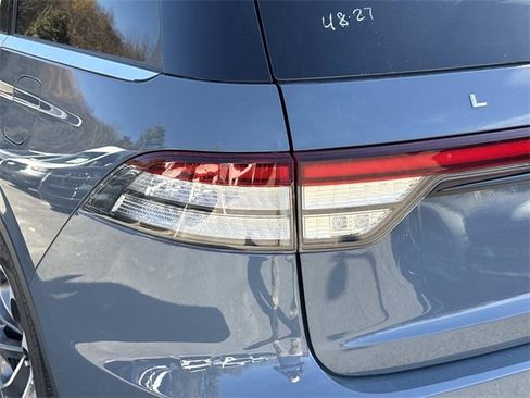 New 2026 Lincoln Aviator Reserve image 12