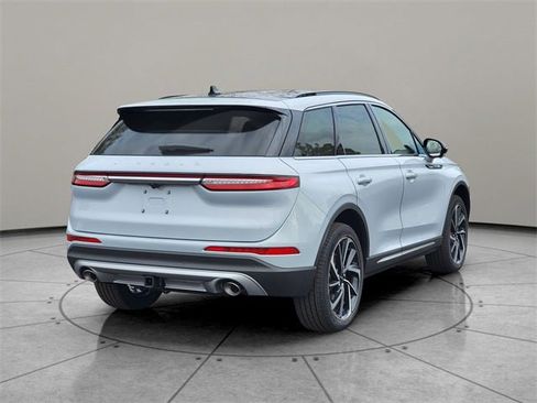 New 2026 Lincoln Corsair Reserve image 12