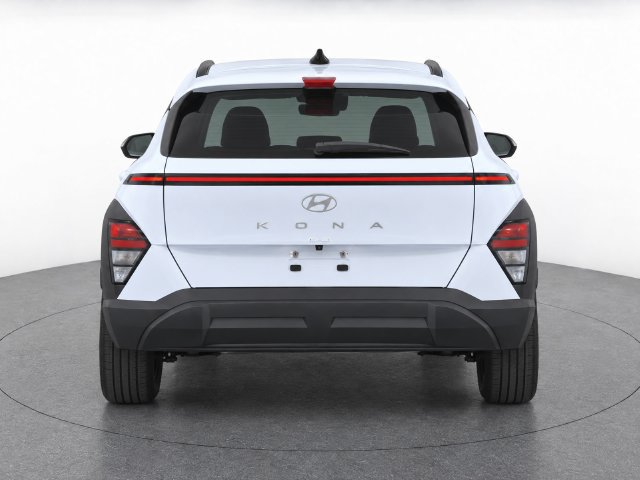Used 2025 Hyundai Kona SEL FWD image 3