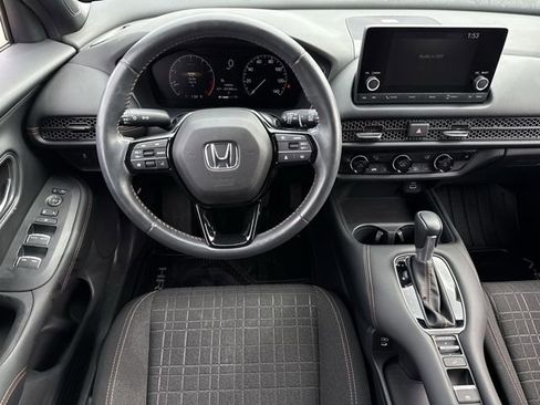 Used 2024 Honda HR-V Sport image 14