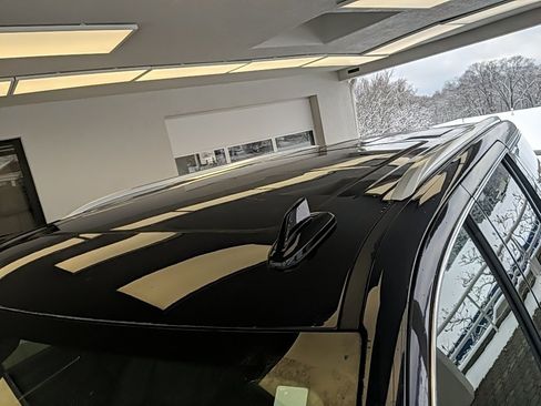 Used 2021 GMC Yukon Denali w/ Denali Premium Package image 15