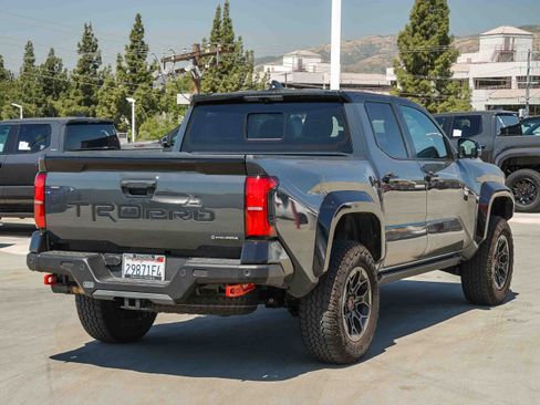 Used 2025 Toyota Tacoma TRD Pro AWD/4WD image 7