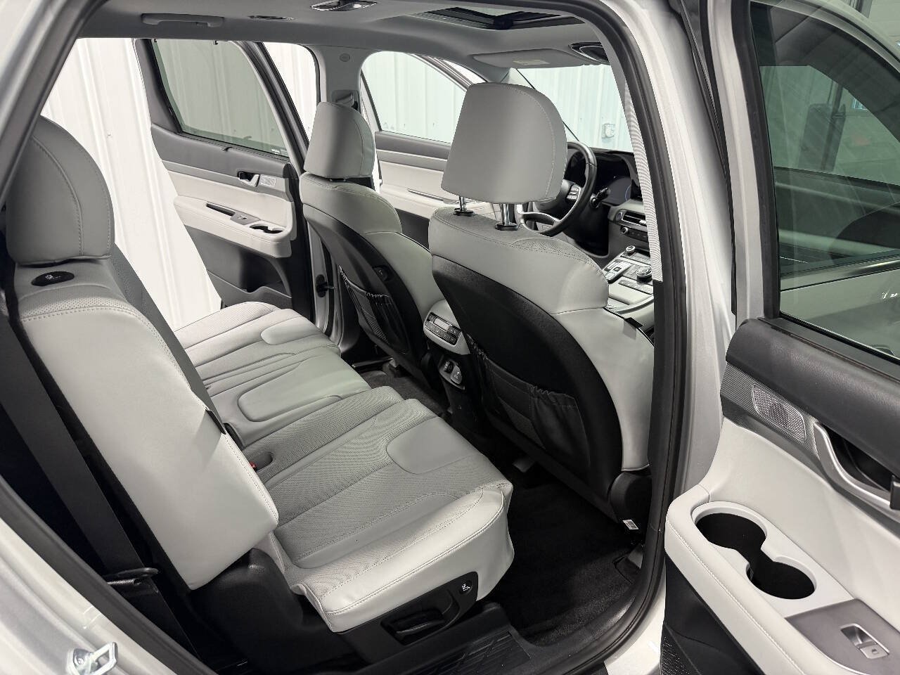 Used 2024 Hyundai Palisade SEL AWD/4WD image 19