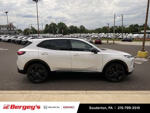 Used 2025 Buick Envision Sport Touring AWD/4WD image 15