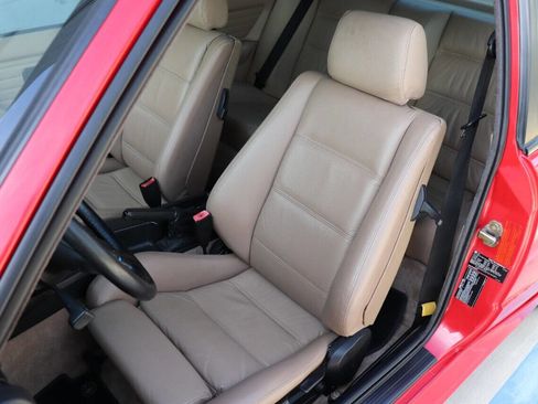 Used 1988 BMW M3 Coupe image 15