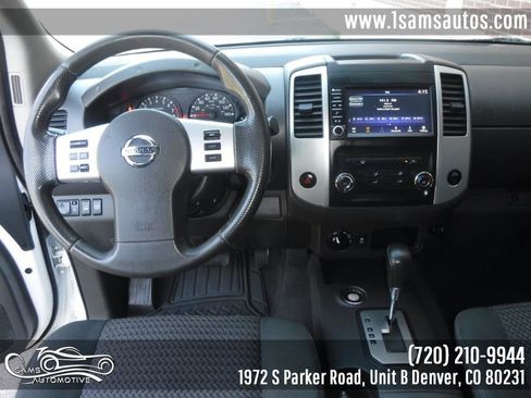 Used 2020 Nissan Frontier SV w/ SV Utility Package AWD/4WD image 5