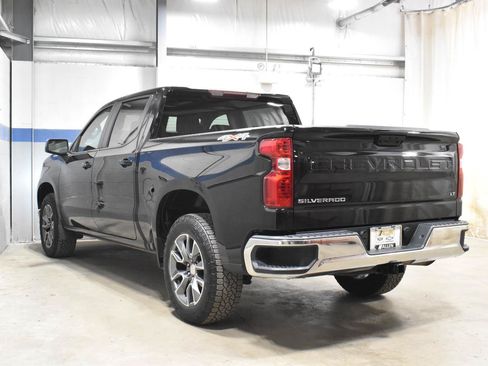 Used 2024 Chevrolet Silverado 1500 LT AWD/4WD image 25