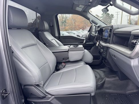 Used 2024 Ford F250 XL w/ XL Driver Assist Package image 20
