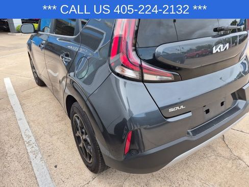 Used 2024 Kia Soul LX w/ Option Group 015 FWD image 7