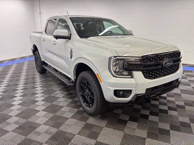 New 2026 Ford Ranger Lariat w/ Black Appearance Package AWD/4WD image 13