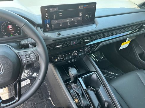 New 2026 Honda Accord EX-L image 22