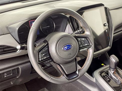 Used 2024 Subaru Crosstrek 2.5i Limited w/ Popular Package #3A image 12